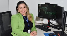A servidora Luciana Santos é exemplo de superação e comprometimento com a igualdade de gênero.
