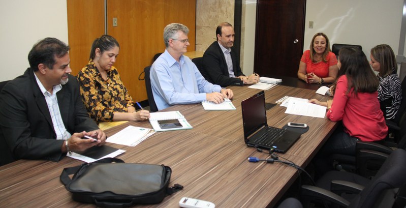 Reunião com Presidente do TRE-TO discute os resultados do processo de auditoria Reunião com Presidente do TRE-TO discute os resultados do processo de auditoria