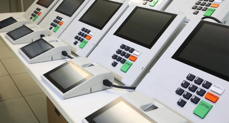 Transparência: TRE-TO realiza Cerimônia Pública de Verificação dos Sistemas de Transmissão das Urnas Eletrônicas Entidades fiscalizadoras são convocadas a participar; e qualquer cidadão pode acompanhar os proc...