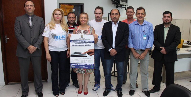 TRE-TO Início do recadastramento biométrico em Colinas do Tocantins TRE-TO Início do recadastramento biométrico em Colinas do Tocantins