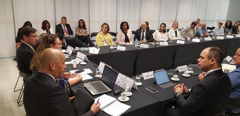 TSE promove reunião com gestores de Acessibilidade e Inclusão na Justiça Eleitoral TSE promove reunião com gestores de Acessibilidade e Inclusão na Justiça Eleitoral